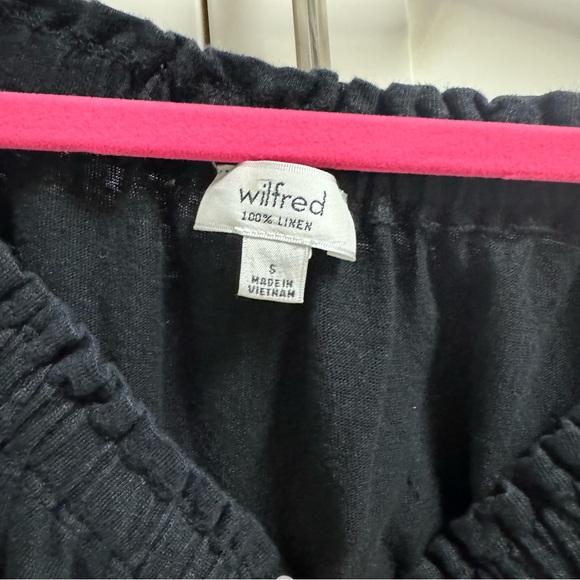 Aritzia, Wilfred, Black Linen Off the Shoulder Top - Picture 3 of 4